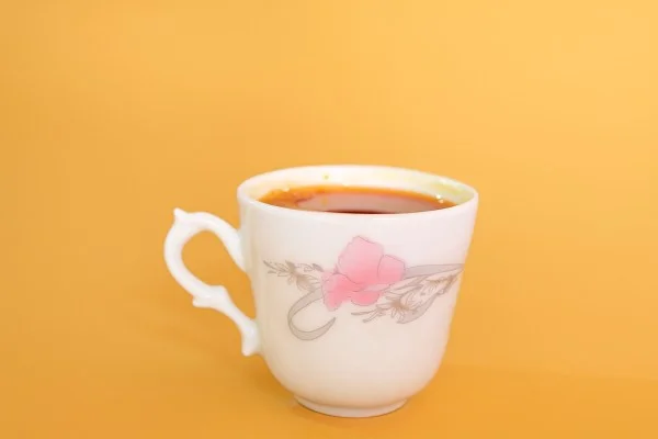 হলুদ চা এর ৮ টি উপকারিতা